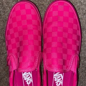 Slip on vans.